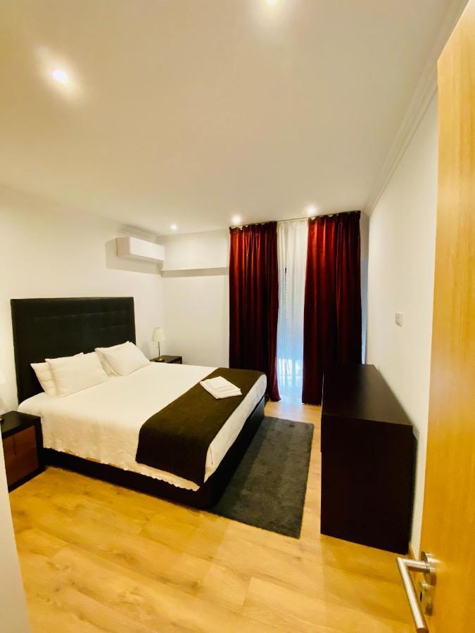 Lovely Apartment For Family And Group Of Friends Povoa de Santa Iria Exterior photo