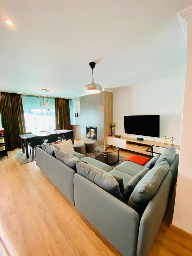 Lovely Apartment For Family And Group Of Friends Povoa de Santa Iria Exterior photo