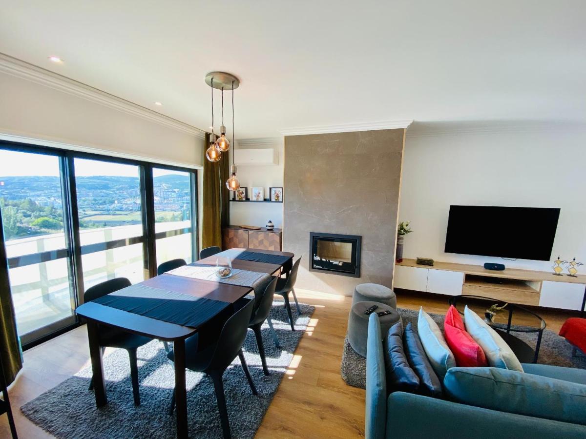 Lovely Apartment For Family And Group Of Friends Povoa de Santa Iria Exterior photo